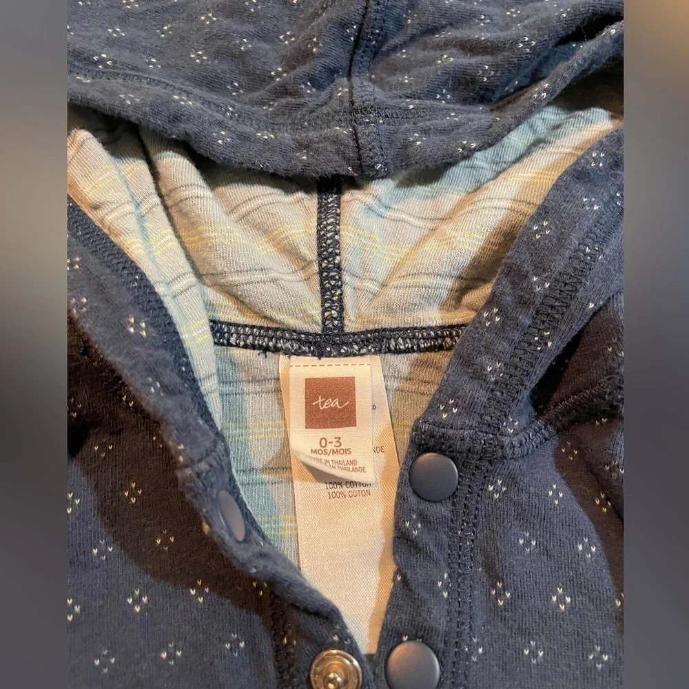 Snap up infant hoodie